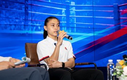 Nữ võ sĩ 3 lần vô địch Muay thế giới được trao học bổng 50% học phí