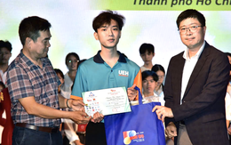ĐH Kinh tế TP.HCM và ĐH Sài Gòn góp 15 suất học bổng Tiếp sức đến trường