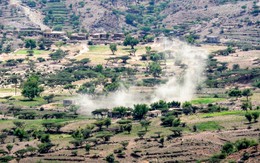 Houthi cáo buộc Saudi Arabia không kích 26 lần trong 24 giờ; Riyadh phát cảnh báo trên không
