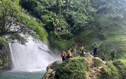 Du khách TP.HCM mất tích khi tắm thác ở Hà Giang
