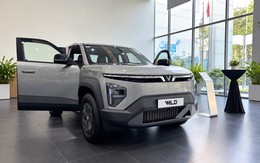 Cận cảnh VinFast VF Wild bản tiền thương mại tại đại lý: Nhiều hộc đồ, ghế ngả, ổ cắm cho đồ điện
