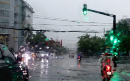Mưa to, nứt đồi, Đà Nẵng sơ tán 40 hộ dân
