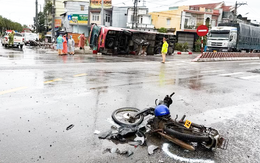 Camera ghi cảnh xe khách giường nằm chạy tuyến TP.HCM - Hoài Nhơn bị lật khiến 2 người tử vong