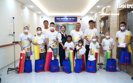 'Tiếp sức hoa mặt trời': Chia sẻ yêu thương cùng bệnh nhi ung thư tại TP.HCM