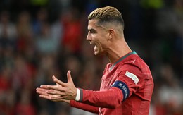 Ronaldo bỏ lỡ cơ hội khó tin và 'tịt ngòi' ở trận ra mắt của HLV Jorge Jesus