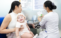 VNVC triển khai tiêm vắc xin tay chân miệng đầu tiên tại Việt Nam