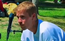 Justin Bieber tìm đến công viên ở Los Angeles để làm một việc đặc biệt