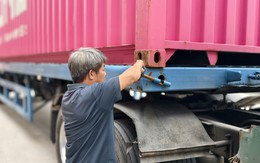 Theo xe đầu kéo 'cân đo' giữa cao tốc và quốc lộ