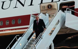 Nhà Trắng cấm Đài CNN lên chuyên cơ Air Force One cùng Tổng thống Donald Trump