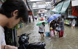 Bangkok ngập sâu, cả thủ đô Thái Lan ban bố tình trạng thảm họa