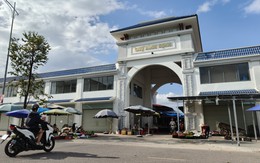 Chợ xây hết 92 tỉ đồng với 106 ki ốt khang trang nhưng chỉ 5 ki ốt có người thuê