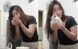 Con gái trổ tài nấu cơm cho mẹ ăn nhưng kết quả lạ lắm