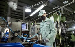 Sản xuất công nghiệp tăng cao nhất 7 năm, vốn ngoại vào Việt Nam tăng 55,4%
