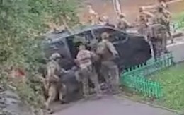 Ông Zelensky lên tiếng sau vụ 2 đơn vị an ninh Ukraine nổ súng vào nhau giữa thủ đô