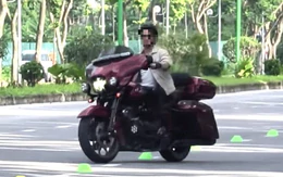 Mô tô phân khối lớn chạy tốc độ 'bàn thờ': Một người ngầu mà vạn người sầu