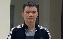 Nhận đổi tiền nhưng 'ôm' 30.000 USD trốn từ Đà Nẵng vào Nha Trang
