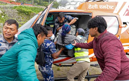 Việt Nam hỗ trợ Nepal 300.000 USD khắc phục hậu quả thiên tai
