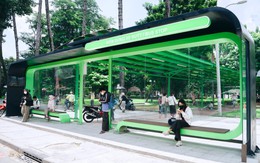 Nhà chờ xe buýt mới kết nối với ga metro Bến Thành