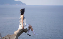 Giải mã ‘mỏm đá tử thần’ đang gây sốt ở Khánh Hòa