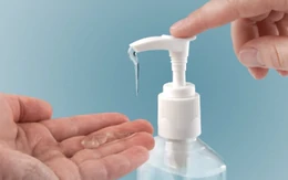 Thu hồi toàn quốc loạt dung dịch vệ sinh phụ nữ, sữa tắm, dầu gội vi phạm