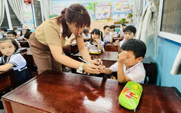 Nha Trang nói gì về việc nhập 13 trường tiểu học thành 'siêu trường' 287 lớp, 10.565 học sinh?