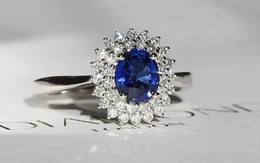 Sao Ngoại hạng Anh lo sốt vó vì hãng kim cương bị tấn công mạng