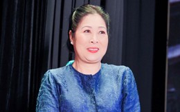 NSND Hồng Vân: 'Người ta đồn tôi rửa tiền, thật ra là đi cày nuôi sân khấu'