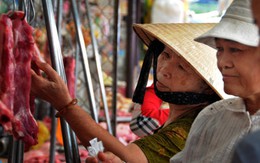 Thực phẩm không thiếu giá vẫn tăng