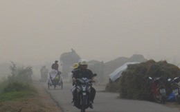 Mịt mù khói tỏa trên quốc lộ 1A