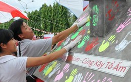 In dấu tay cam kết xây dựng tổ ấm