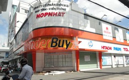 Trung tâm WonderBuy đóng cửa: Khách hàng cũng là chủ nợ
