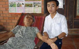 Bước chân của cậu học trò mồ côi