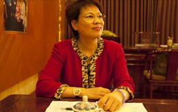 Từ người bán dạo trở thành tỉ phú
