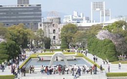 Người kể chuyện ở Hiroshima