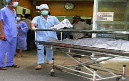 Mâu thuẫn gia đình, chồng đâm vợ con rồi tự sát