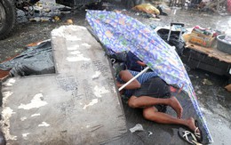 Kiếm lợi từ... nạn đói