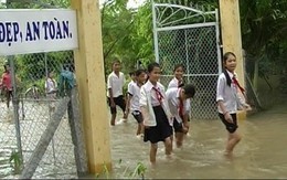 Đồng Tháp: Lũ dâng, nhiều trường học đóng cửa