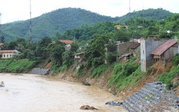 Thanh Hóa: Sạt lở bờ sông Lò