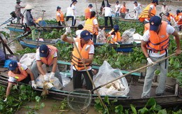 Cần Thơ: Vớt rác vì môi trường