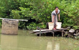 Hai thôn uống nước... mương