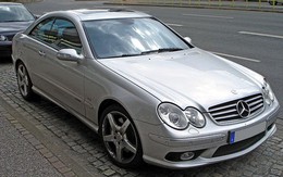 Vô nhà nghỉ, mất Mercedes hơn 2 tỉ