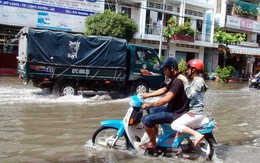 Long Xuyên qua ngày 5-11 mới hết ngập