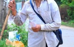 Ông già bán vé số