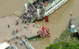 Lời chào phà Thủ Thiêm