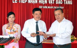 Hiến tặng binh khí thời Tây Sơn