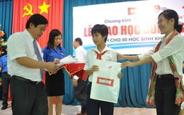 Ý chí học trò nghèo vùng biển - đảo