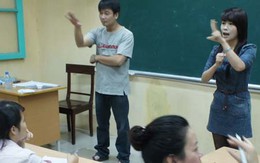 Cô gái mở lối cho người khiếm thính