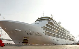 Tắc đường, tàu du lịch hủy tour