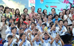 Ngày hội "Mùa xuân biển đảo": Nồng ấm tình yêu biển bờ