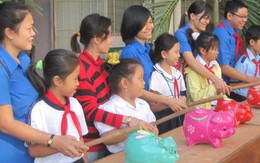 60 ngày nuôi heo đất vì Trường Sa thân yêu